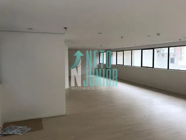 Prédio com 2300m², para alugar, no bairro Jardim Paulista em São Paulo