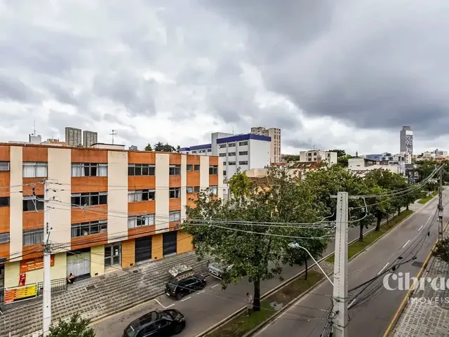 Outro 1 quarto e 1 banheiro, para alugar, no bairro Centro Cívico em Curitiba