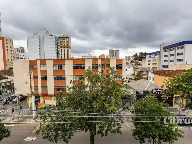 Outro 1 quarto e 1 banheiro, para alugar, no bairro Centro Cívico em Curitiba