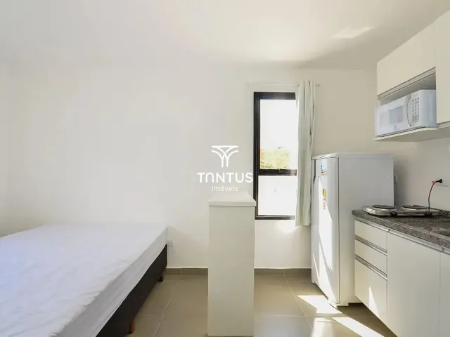 Outro 1 quarto e 1 banheiro, para alugar, no bairro Bacacheri em Curitiba