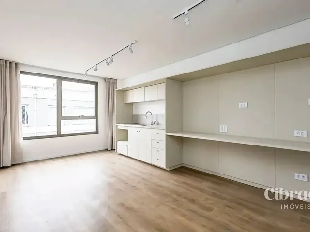 Outro 1 quarto e 1 banheiro, para alugar, no bairro Centro Cívico em Curitiba