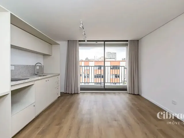 Outro 1 quarto e 1 banheiro, para alugar, no bairro Centro Cívico em Curitiba