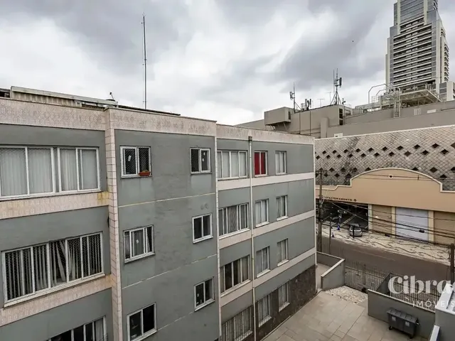 Outro 1 quarto e 1 banheiro, para alugar, no bairro Centro Cívico em Curitiba