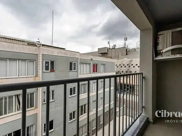 Outro 1 quarto e 1 banheiro, para alugar, no bairro Centro Cívico em Curitiba