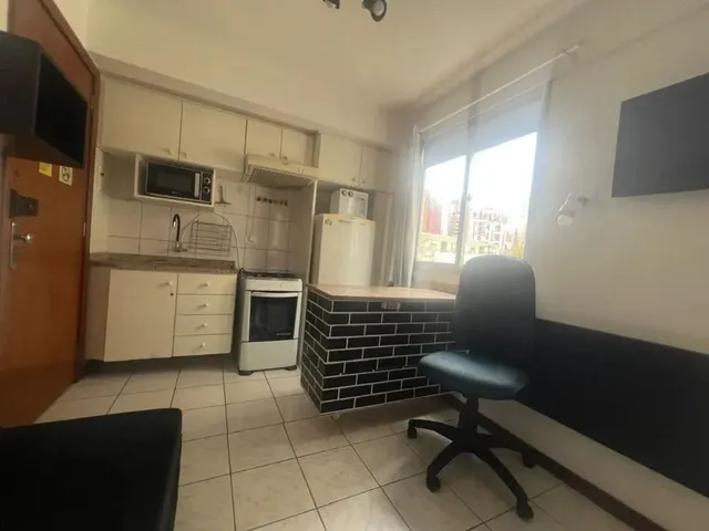 Outro 1 quarto e 1 banheiro, para alugar, no bairro Bigorrilho em Curitiba