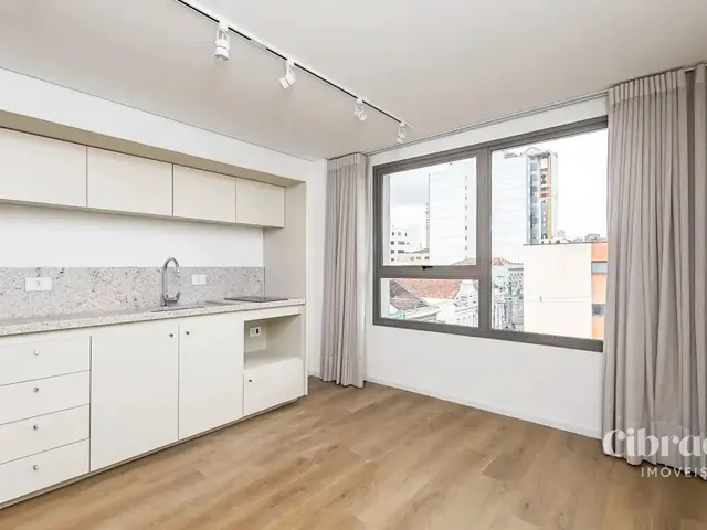 Outro 1 quarto e 1 banheiro, para alugar, no bairro Centro Cívico em Curitiba