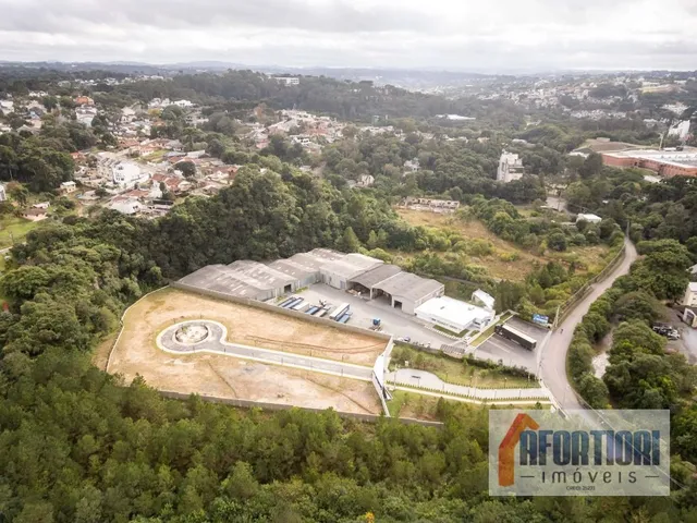 Terreno com 303m², à venda, no bairro Cascatinha em Curitiba