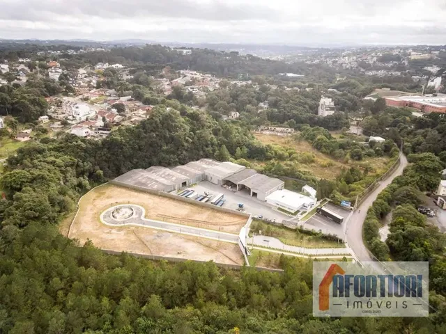 Terreno com 331m², à venda, no bairro Cascatinha em Curitiba