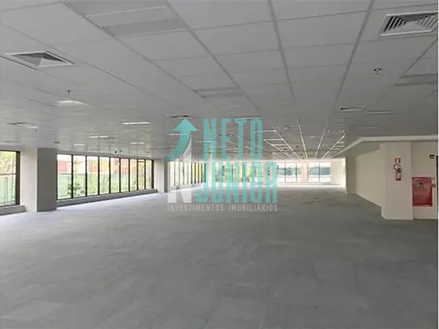 Prédio com 9258m², para alugar, no bairro Vila Leopoldina em São Paulo