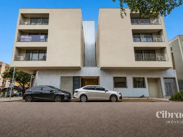 Outro 1 quarto e 1 banheiro, para alugar, no bairro Centro Cívico em Curitiba