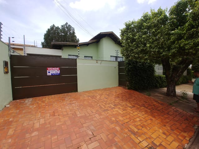 Foto do Outro - Casa de vila para venda em Santa Cruz com 3 quartos, sendo 3 suítes, 360m² | Lares e Andares Imóveis