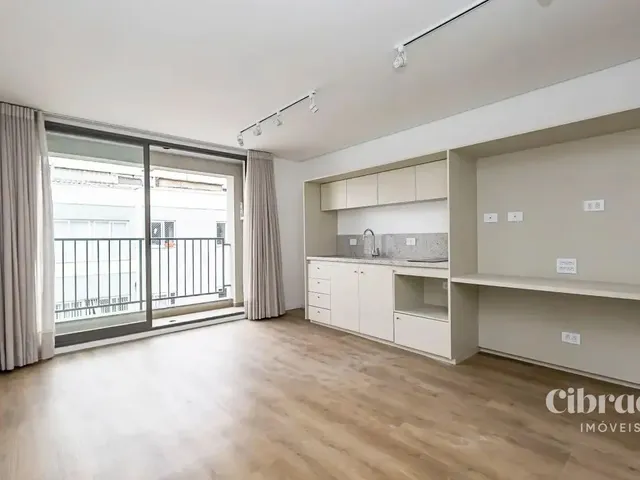 Outro 1 quarto e 1 banheiro, para alugar, no bairro Centro Cívico em Curitiba