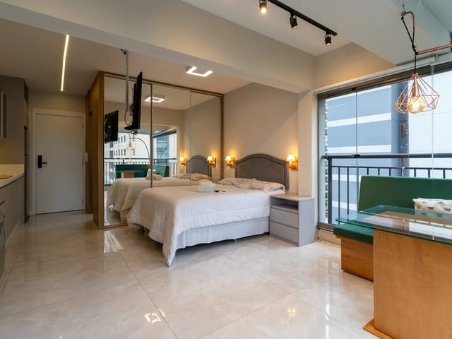 Outro com 2500m² 1 quarto e 1 banheiro, à venda, no bairro Indianópolis em São Paulo