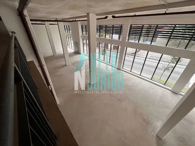 Loja com 602m², para alugar, no bairro Jardim Paulista em São Paulo