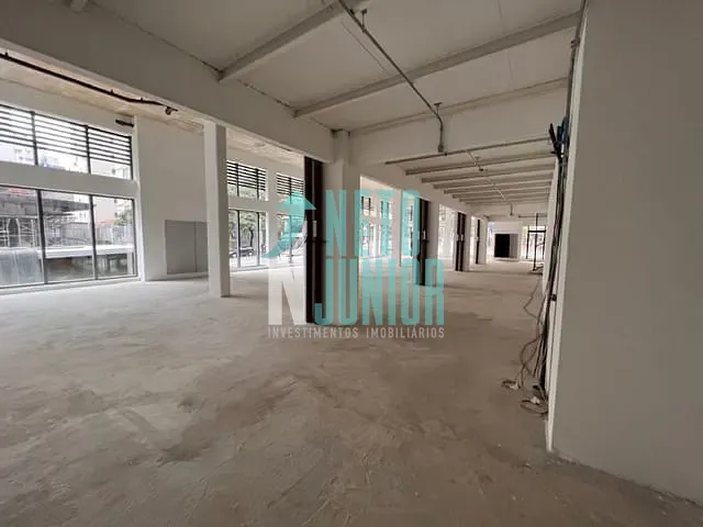 Loja com 1672m², para alugar, no bairro Jardim Paulista em São Paulo