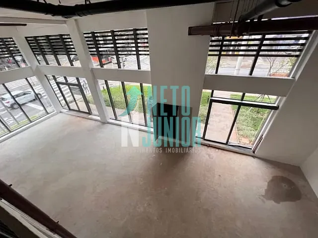Loja com 1672m², para alugar, no bairro Jardim Paulista em São Paulo