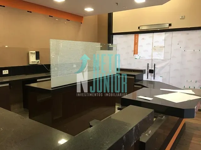 Loja com 45m², à venda ou para alugar, no bairro Santo Amaro em São Paulo