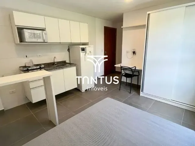 Outro 1 quarto e 1 banheiro, para alugar, no bairro Centro Cívico em Curitiba