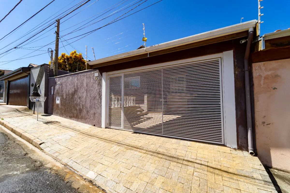 Casa de vila para venda em Parque Residencial Eloy Chaves com 4 quartos, 145m²
