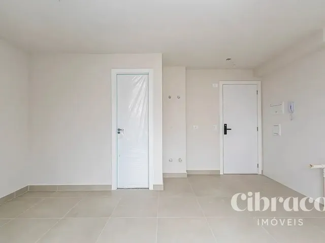 Outro à venda, no bairro Água Verde em Curitiba