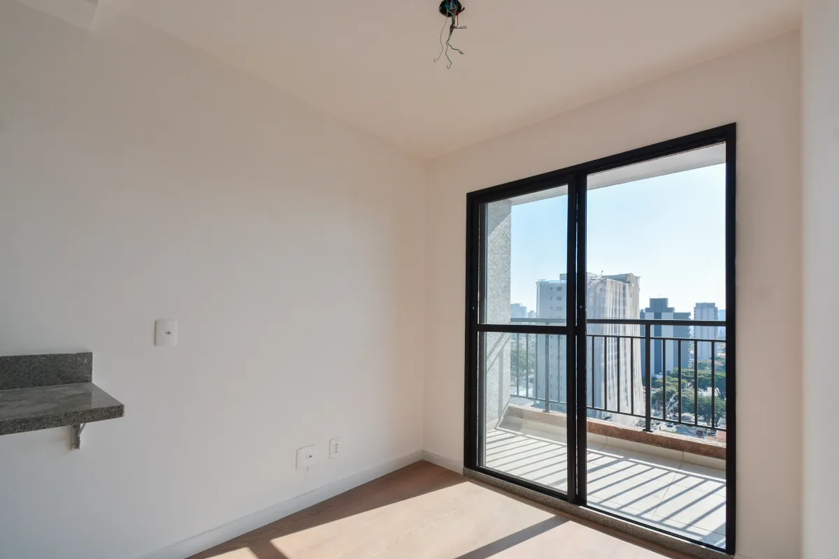 Studio para venda em Moema com 1 quarto, 27m²