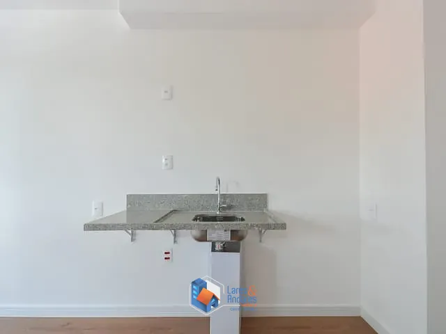 Outro com 27m² 1 quarto e 1 banheiro, à venda, no bairro Moema em São Paulo