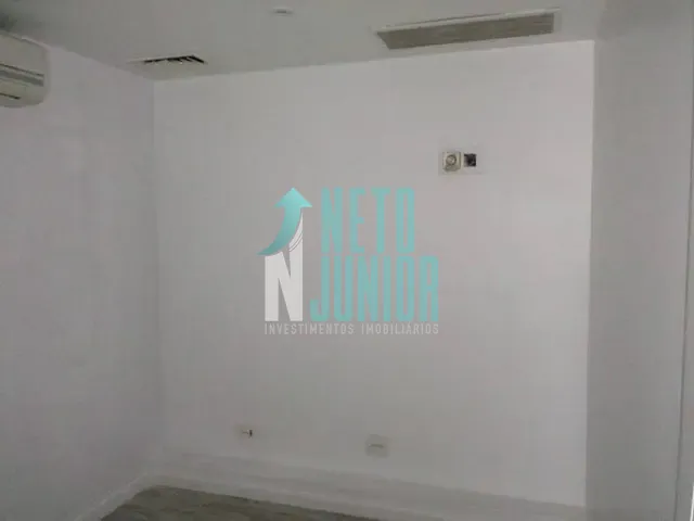 Loja com 105m², para alugar, no bairro Jardim Paulista em São Paulo