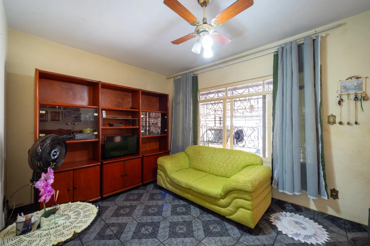 Casa de vila para venda em Parque Residencial Eloy Chaves com 3 quartos, sendo 1 suíte, 117m²