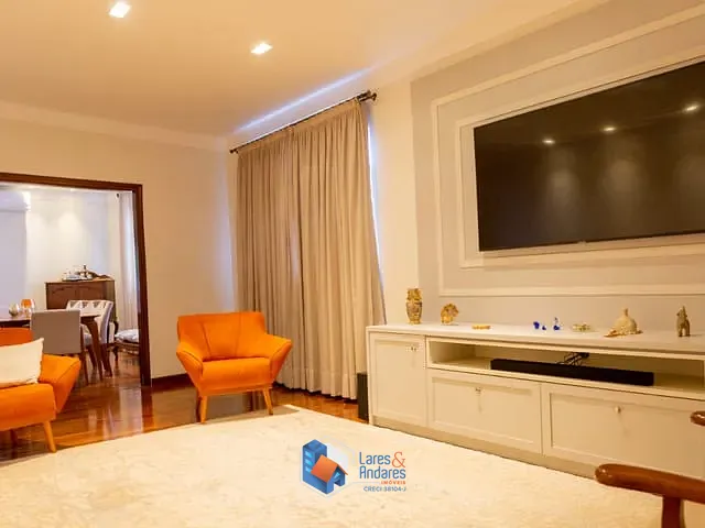 Outro com 252m² 3 quartos e 3 banheiros, à venda, no bairro Aparecida em Jaboticabal