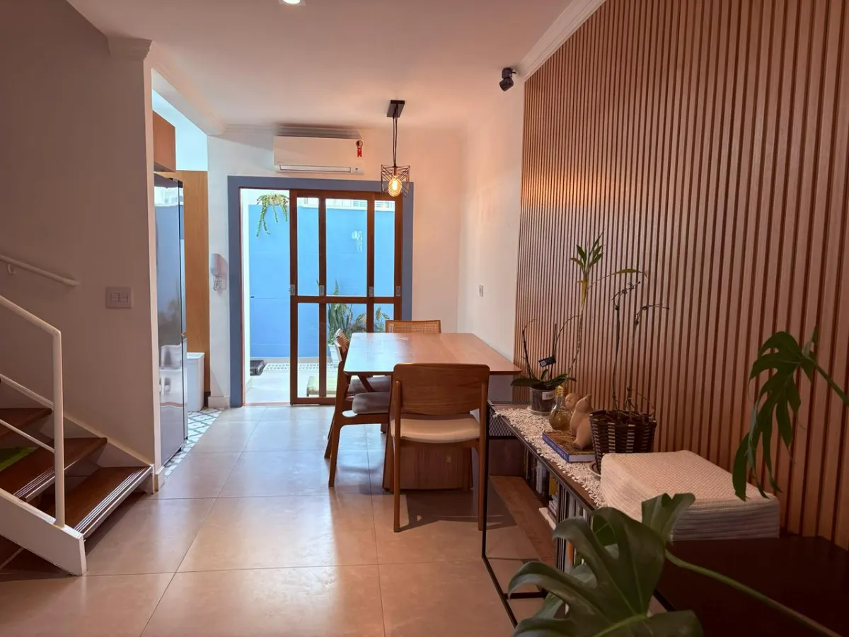 Casa de vila para venda em Vila Romana com 3 quartos, sendo 1 suíte, 104m²