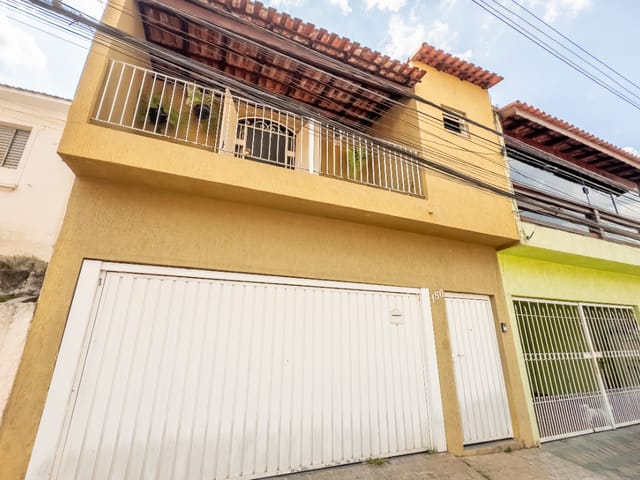 Outro com 320m² 3 quartos e 5 banheiros, à venda, no bairro Chácara Inglesa em São Paulo