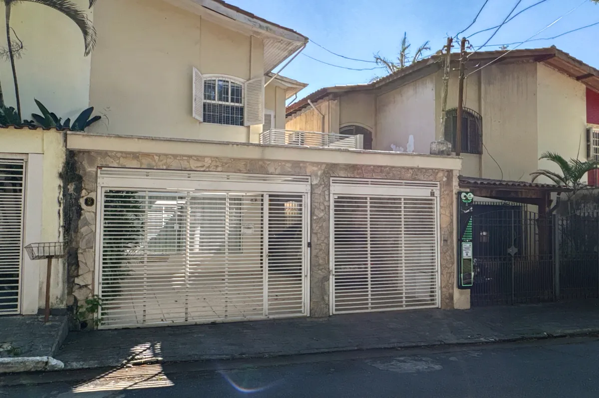 Sobrado para venda em Jardim Santo Amaro com 3 quartos, sendo 1 suíte, 114m²