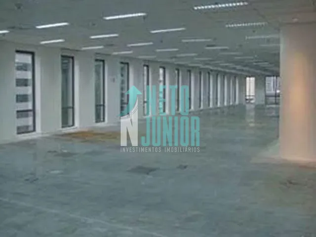 Laje com 917m², para alugar, no bairro Itaim Bibi em São Paulo