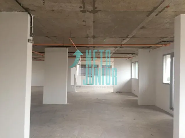 Laje com 400m², para alugar, no bairro Pinheiros em São Paulo