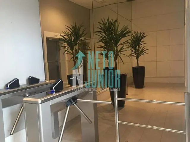 Laje com 400m², para alugar, no bairro Pinheiros em São Paulo