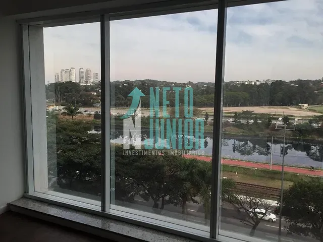 Laje com 325m², para alugar, no bairro Jardim Europa em São Paulo