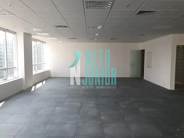 Laje com 456m², para alugar, no bairro Pinheiros em São Paulo