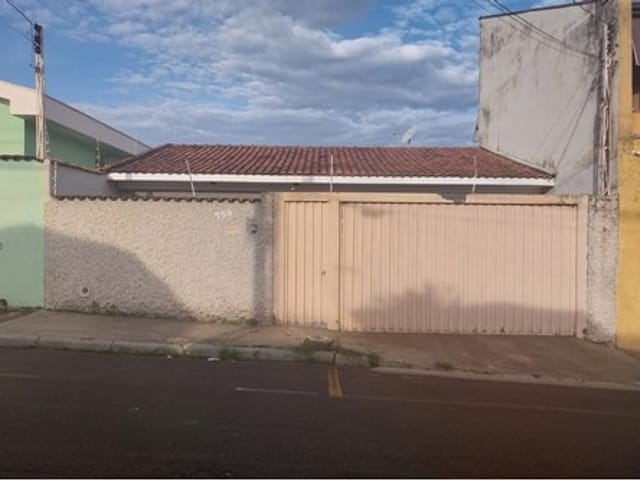 Foto do Outro - Casa de vila para venda em Jardim Francano com 3 quartos, sendo 1 suíte, 148m² | Lares e Andares Imóveis