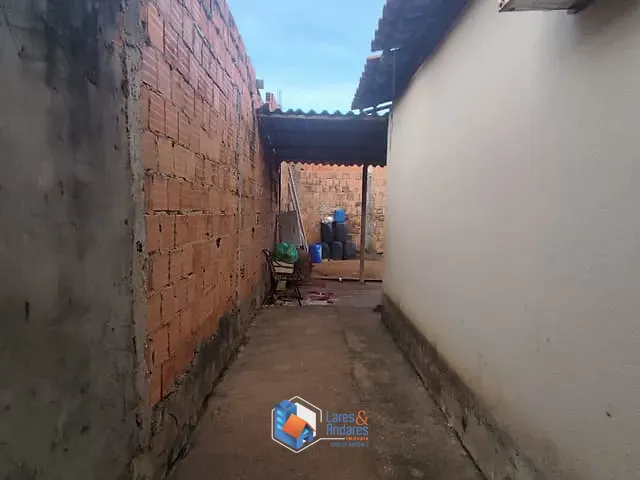 Outro com 200m² 2 quartos e 1 banheiro, à venda, no bairro Jardim Bispo Pedro Casaldáliga em Rondonópolis
