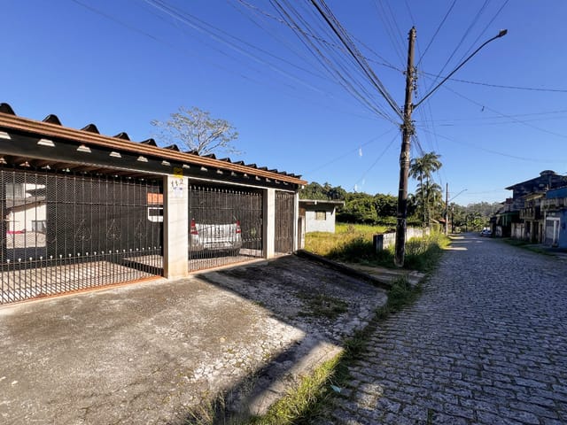 Foto do Outro - Casa de vila para venda em Suíssa com 3 quartos, 110m² | Lares e Andares Imóveis