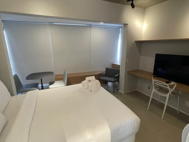 Outro com 400m² 1 quarto e 1 banheiro, à venda, no bairro Vila Nova Conceição em São Paulo