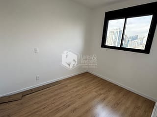 Foto do Outro-Studio para venda em Vila Olímpia com 1 quarto, sendo 1 suíte, 26m²
