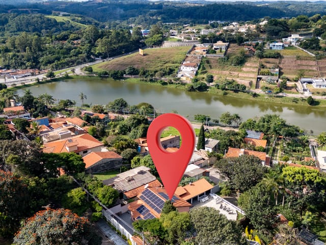 Foto do Outro - Casa de vila para venda em Loteamento Vale Azul I com 4 quartos, sendo 1 suíte, 369m² | Lares e Andares Imóveis