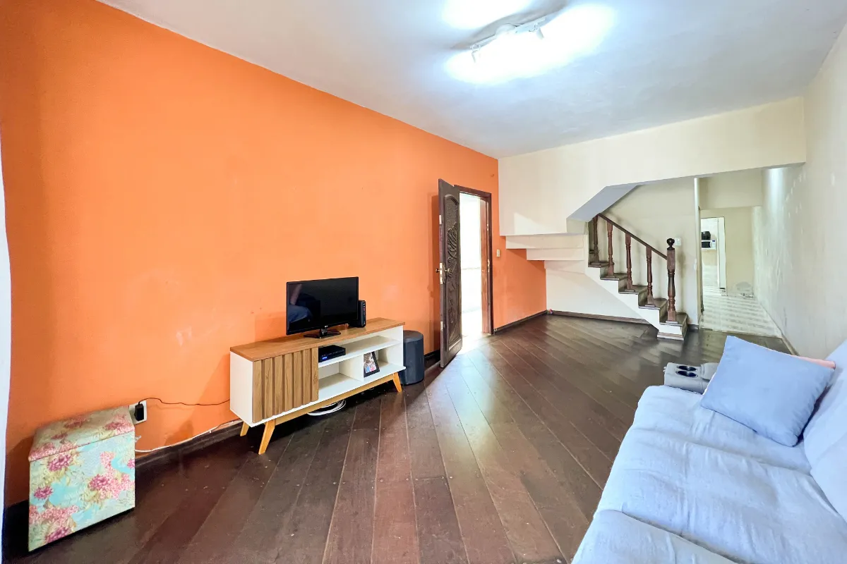 Casa de vila para venda em Jardim Primavera com 3 quartos, sendo 1 suíte, 207m²