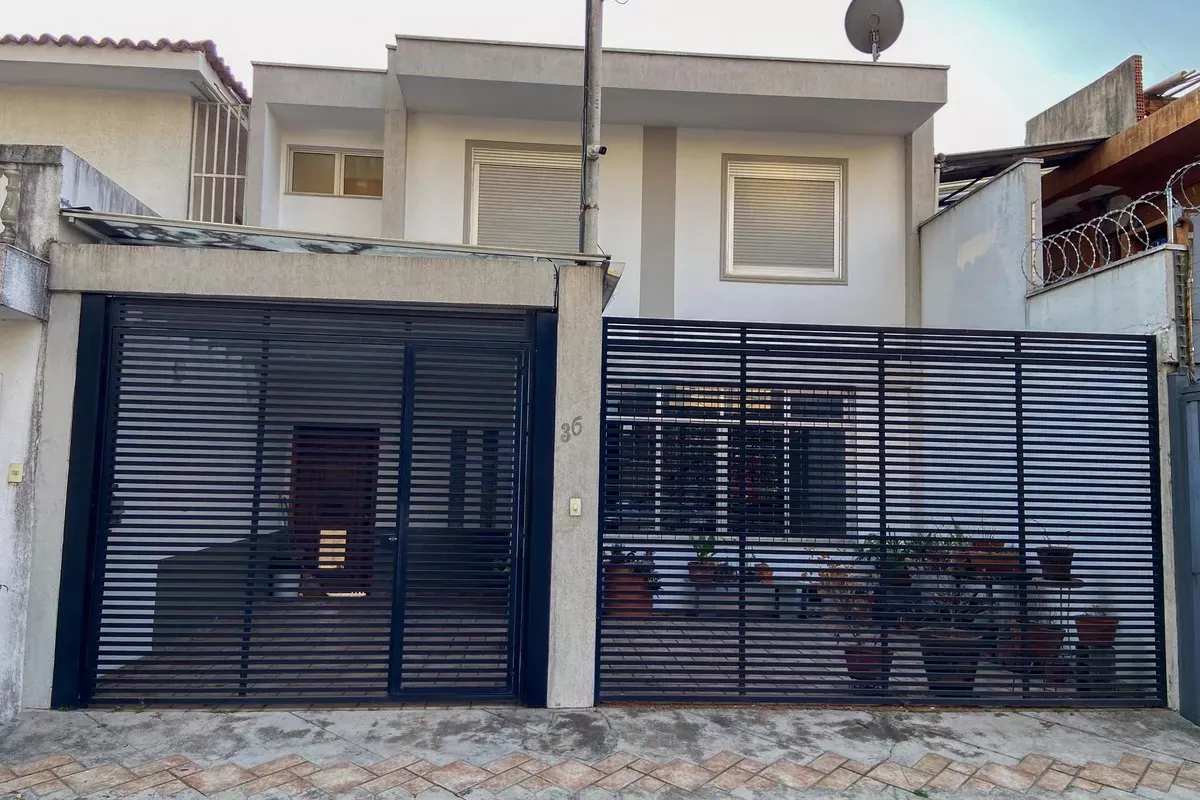 Casa de vila para venda em Campo Belo com 3 quartos, sendo 3 suítes, 172m²