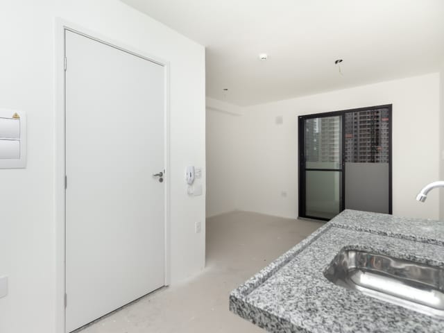 Outro com 905m² 1 quarto e 1 banheiro, à venda, no bairro Jardim das Acácias em São Paulo