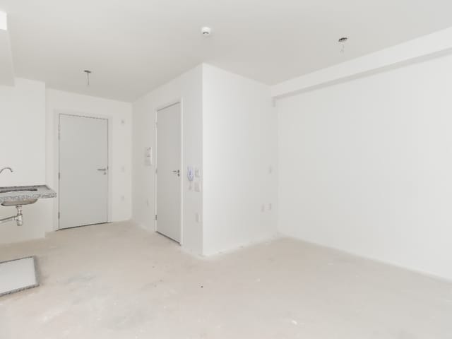 Outro com 905m² 1 quarto e 1 banheiro, à venda, no bairro Jardim das Acácias em São Paulo