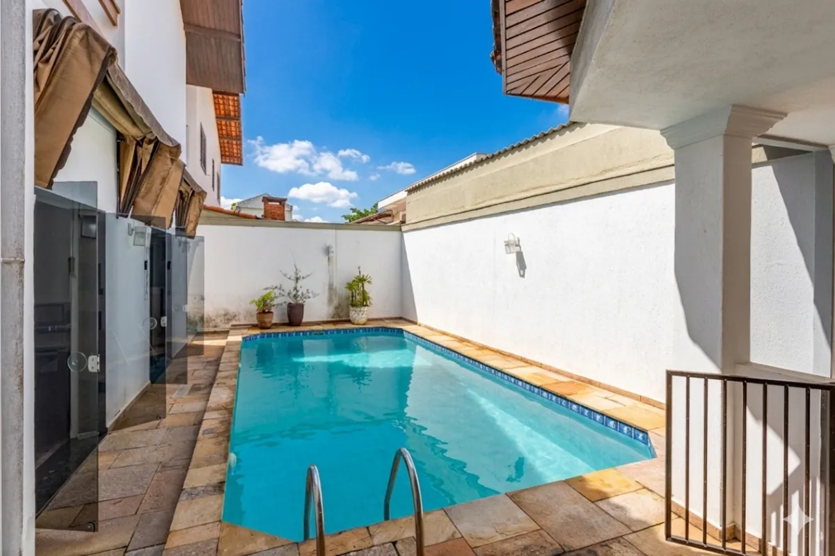 Casa para venda em Jardim Campo Grande com 4 quartos, sendo 4 suítes, 373m²