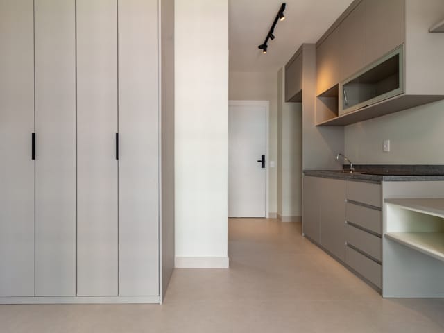 Outro com 24m² 1 quarto e 1 banheiro, à venda, no bairro Vila Cordeiro em São Paulo