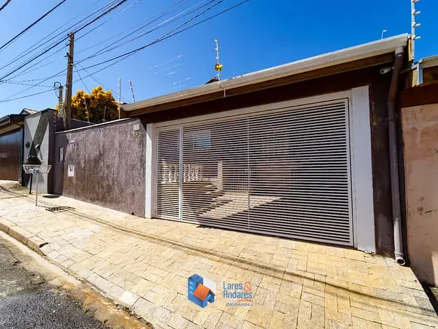 Outro com 200m² 4 quartos e 2 banheiros, à venda, no bairro Parque Residencial Eloy Chaves em Jundiaí